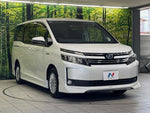 VOXY HYBRID