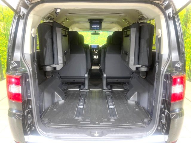 DELICA D:5 2WD