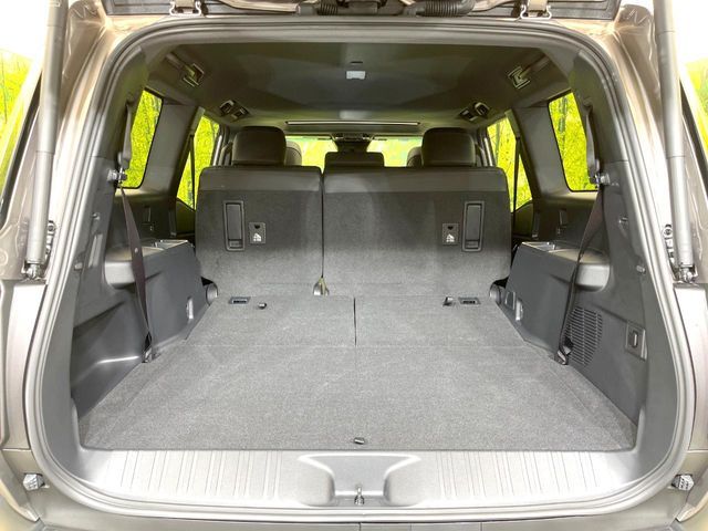 LANDCRUISER 250