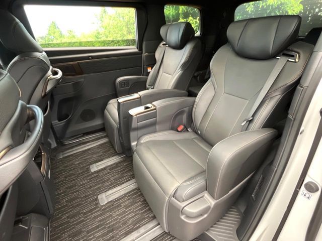 ALPHARD hybrid