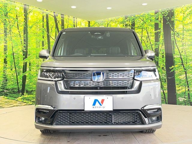 STEPWAGON e:HEV SPADA