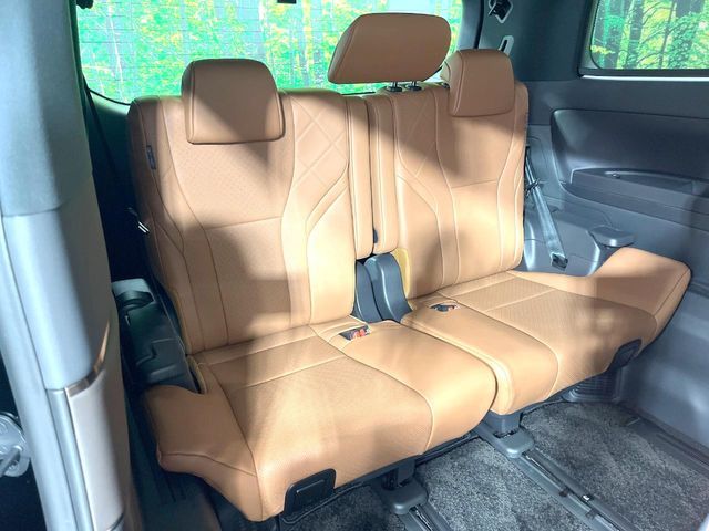 VELLFIRE  HYBRID