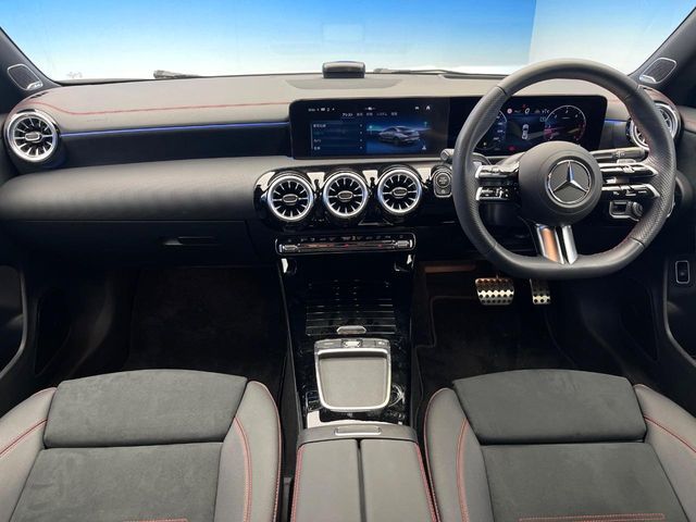 MERCEDES BENZ CLA class