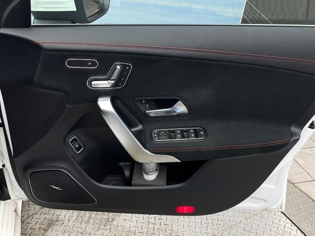 MERCEDES BENZ CLA class