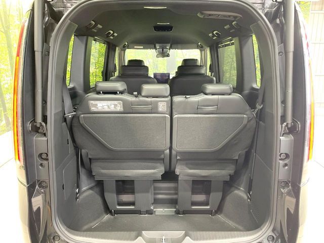 STEPWAGON e:HEV SPADA