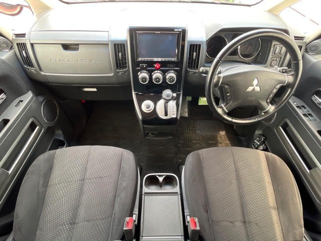 DELICA D:5 4WD