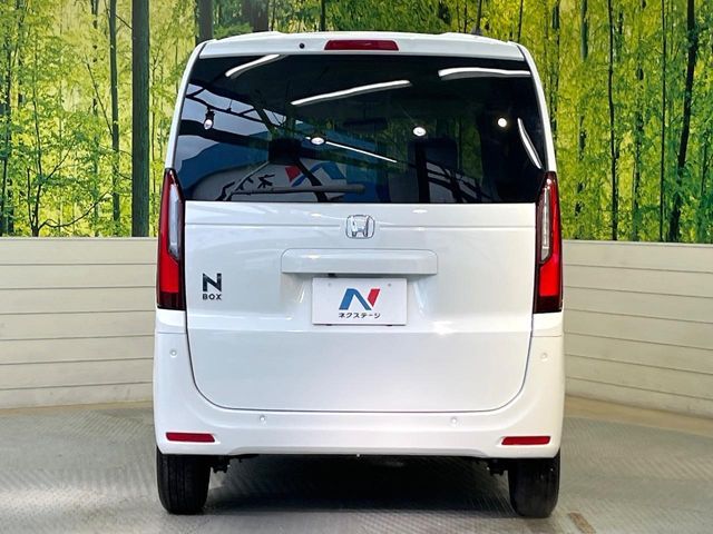 N BOX
