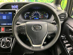 VOXY HYBRID