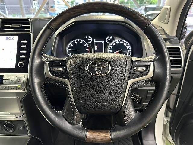 LANDCRUISER PRADO