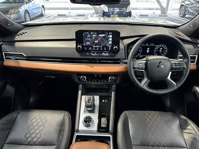 OUTLANDER PHEV