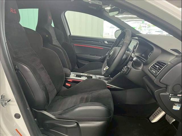 RENAULT MEGANE hatchback