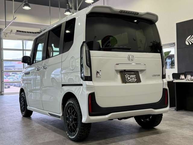 N BOX CUSTOM 4WD