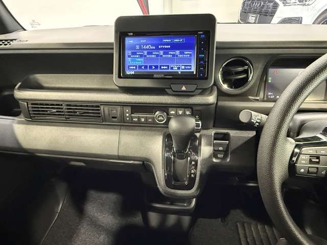 N BOX CUSTOM 4WD