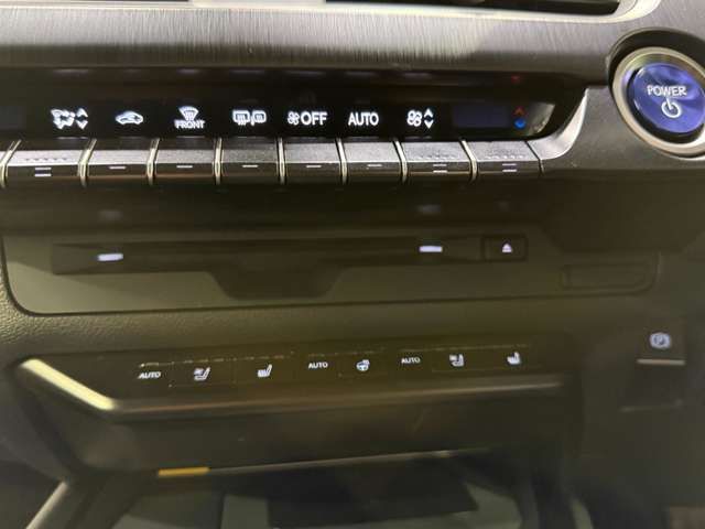 LEXUS UX250h AWD