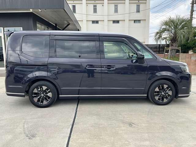 STEPWAGON e:HEV SPADA