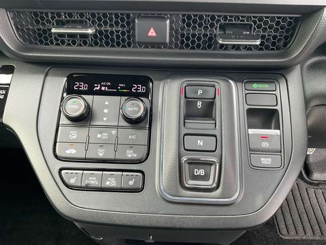 STEPWAGON e:HEV SPADA