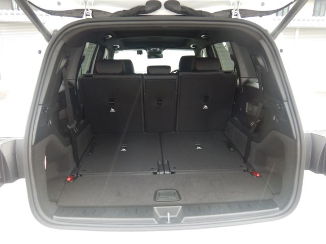 MERCEDES BENZ GLB