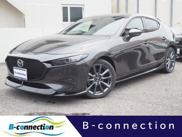 MAZDA3 FASTBACK