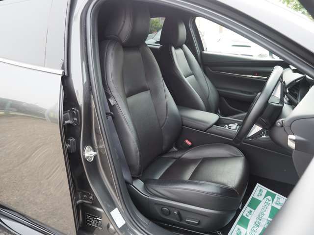 MAZDA3 FASTBACK