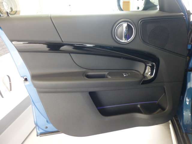 MINI COOPER D CROSSOVER