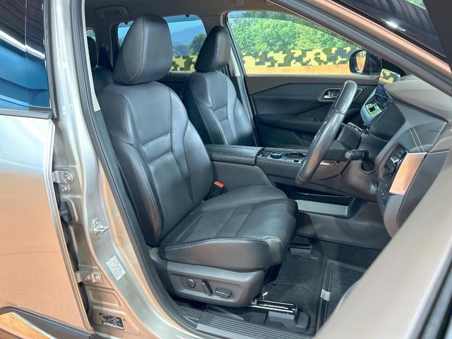 X-TRAIL HYBRID 4WD