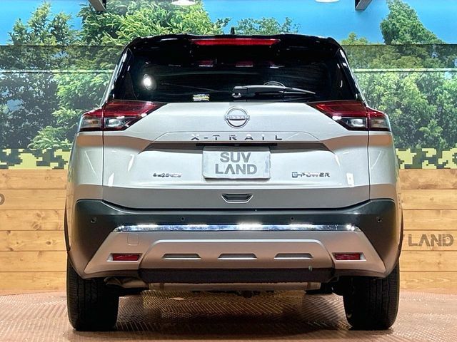 X-TRAIL HYBRID 4WD