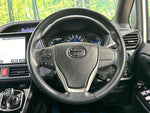 VOXY HYBRID