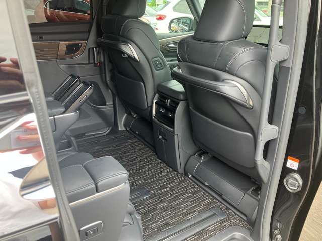 ALPHARD hybrid