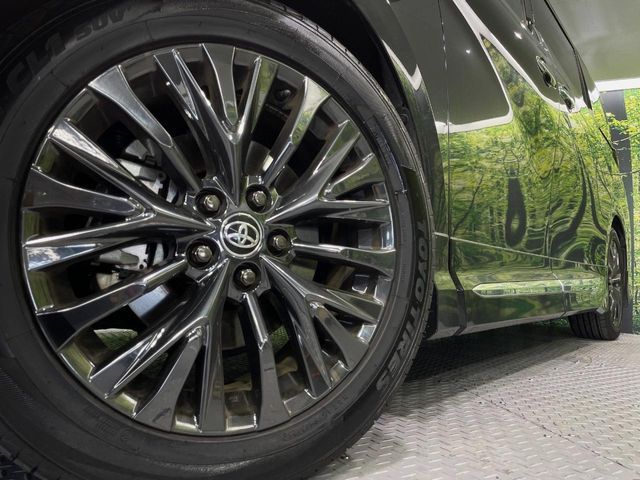 ALPHARD hybrid