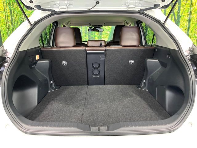 YARIS CROSS HYBRID