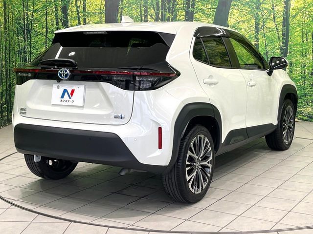 YARIS CROSS HYBRID
