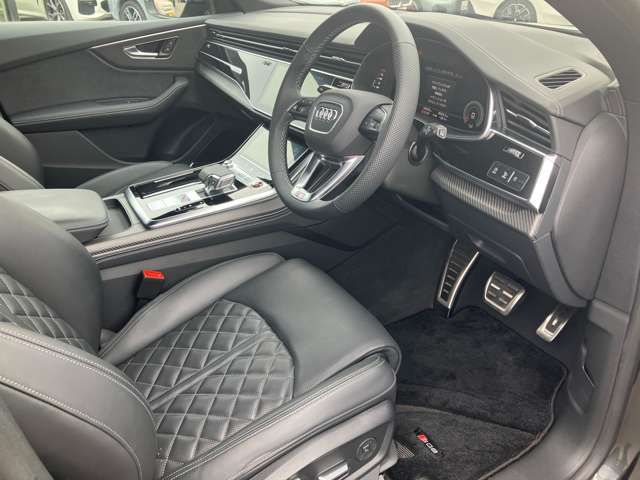 AUDI SQ8
