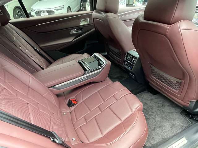 CITROEN DS9