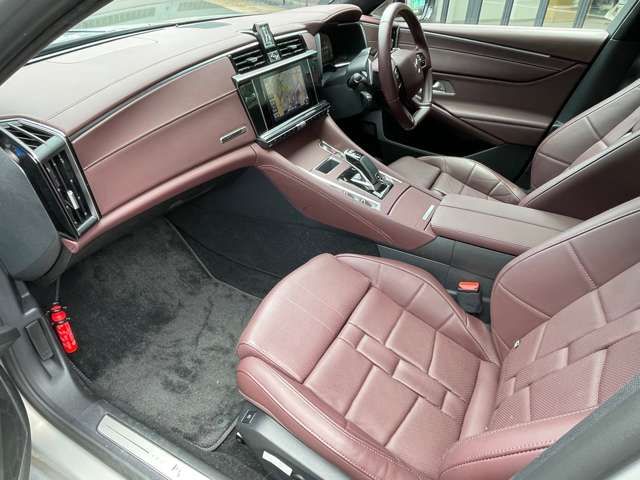 CITROEN DS9