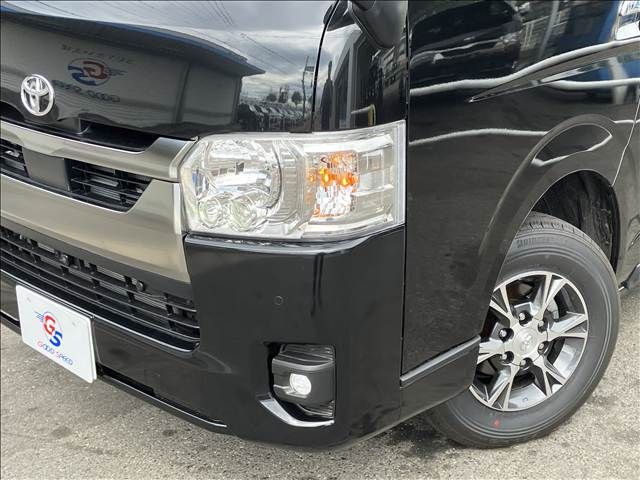 HIACE van 4WD