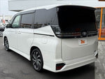 VOXY HYBRID