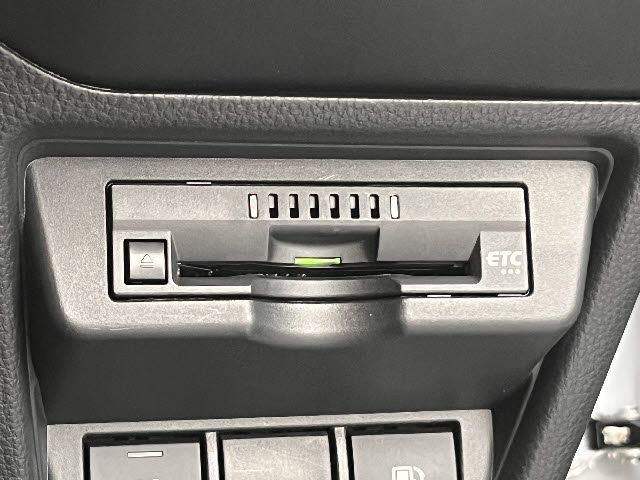 PRIUS 4WD