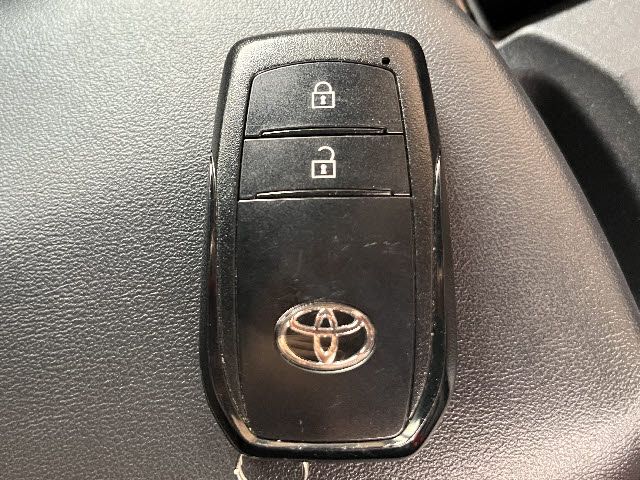 PRIUS 4WD