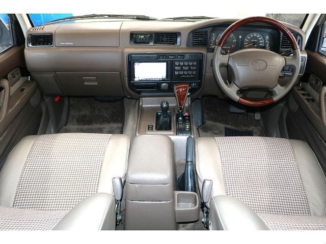 LANDCRUISER wagon