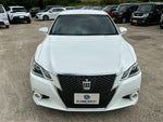 CROWN sedan