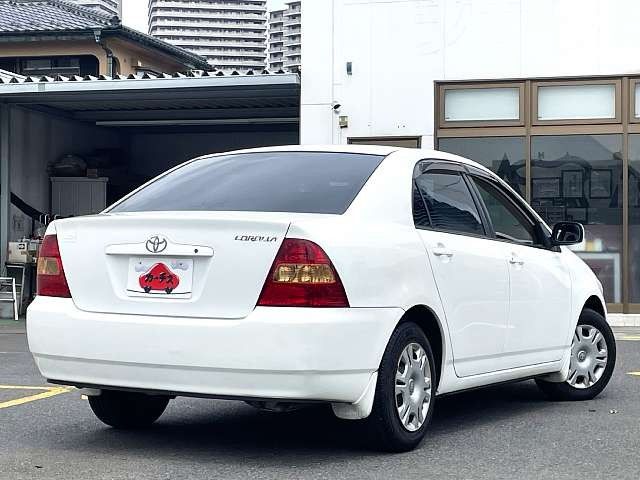 COROLLA sedan