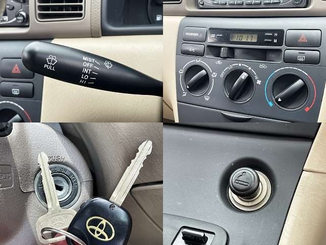 COROLLA sedan