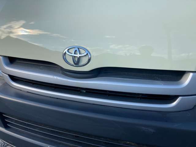 HIACE COMMUTER 4WD