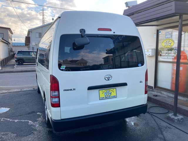HIACE COMMUTER 4WD