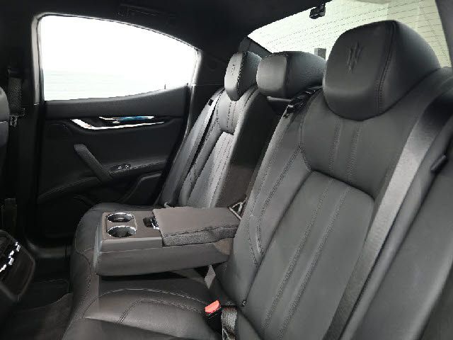 MASERATI GHIBLI Sedan