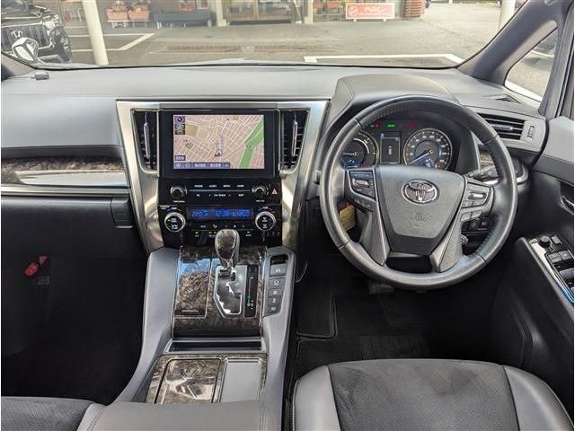 ALPHARD hybrid 4WD