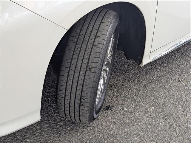 ALPHARD hybrid 4WD