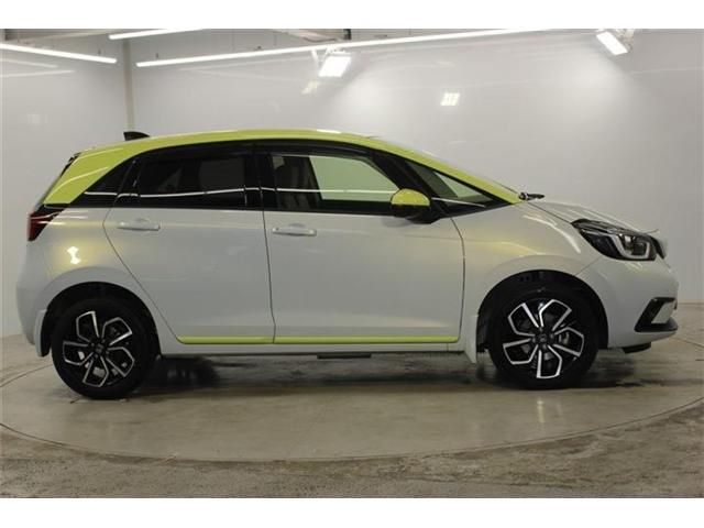 FIT e:HEV 4WD