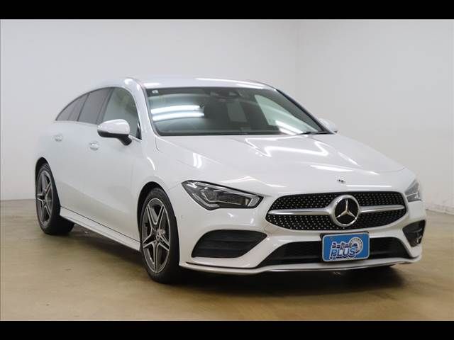 MERCEDES BENZ CLA Shooting Brake