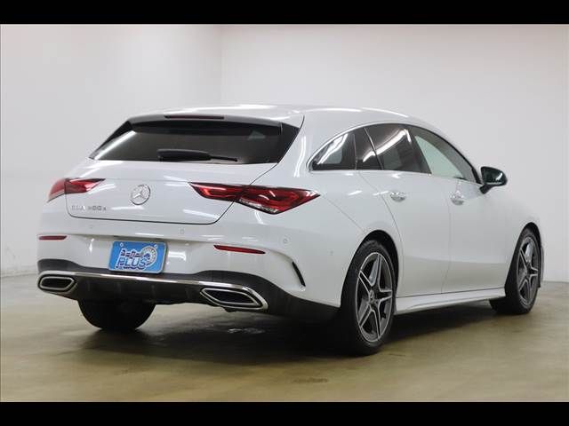 MERCEDES BENZ CLA Shooting Brake